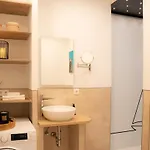Zentrale Und Ruhige 4-raum-wohnung Für Bis Zu 6 Personen - Ideal Für Familien Und Gruppen * Rostock