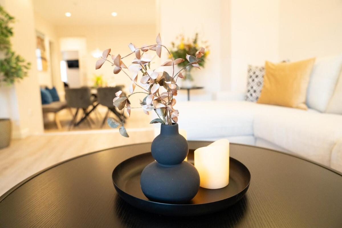 Apartment Zentrale Und Ruhige 4-raum-wohnung Für Bis Zu 6 Personen - Ideal Für Familien Und Gruppen Rostock